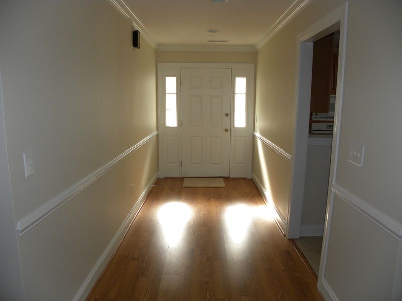 9112 Woodcreek Ct, North Charleston, SC 29406