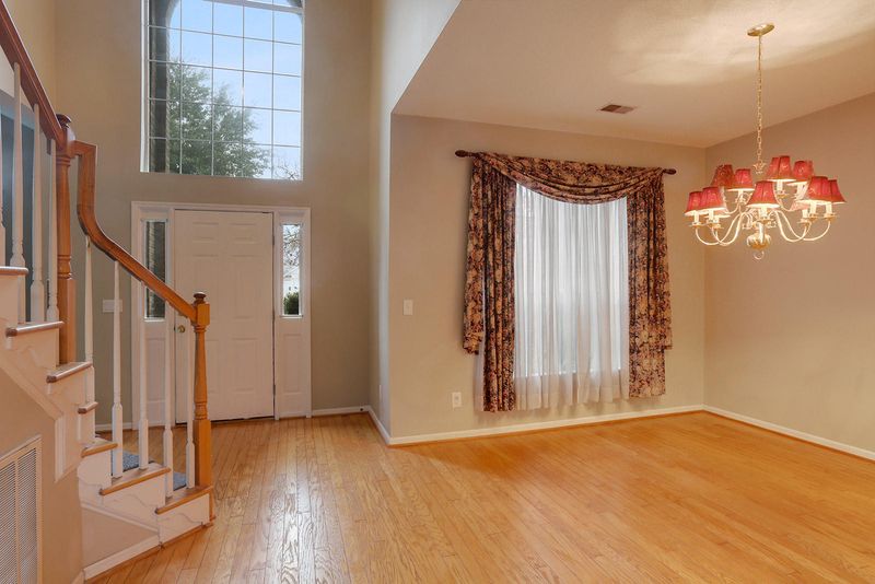 5401 Waxhaw Cir, North Charleston, SC 29420