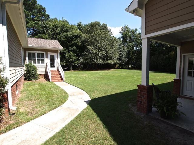 2011 Shoreside Ct, Pinopolis, SC 29469