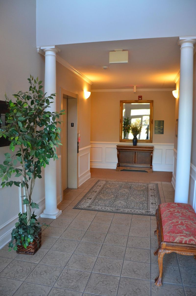 1593 Cambridge Lakes Dr, Mount Pleasant, SC 29464