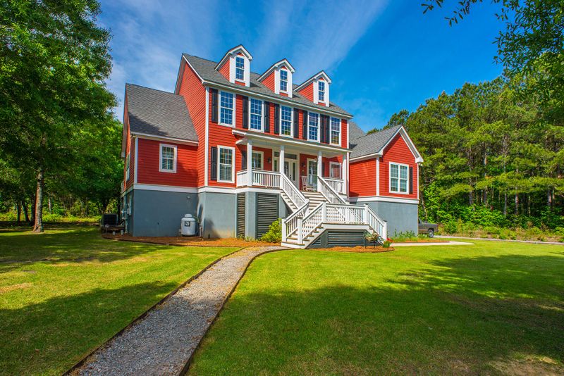1219 Tibwin Rd, Mcclellanville, SC 29458