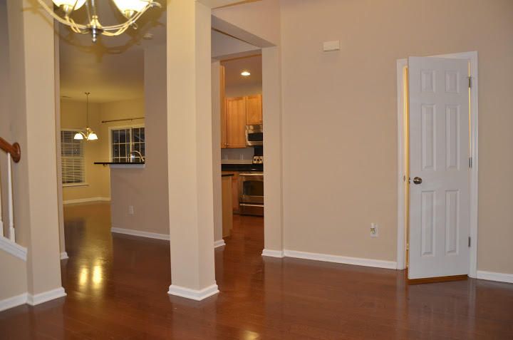7319 Brown Thrasher Ct, Hanahan, SC 29410