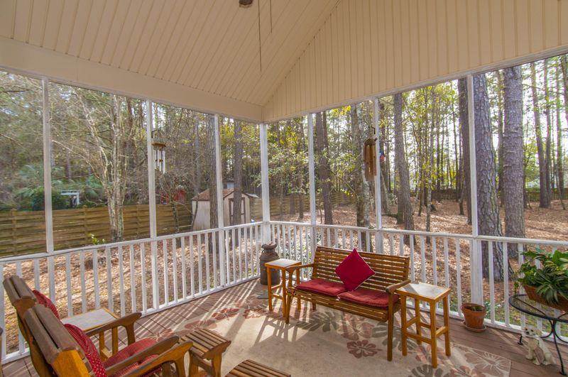 1107 Trotters Blvd, Summerville, SC 29483