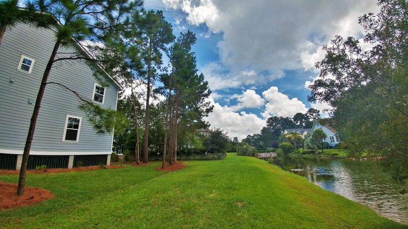 2000 Victor Baber Pl, Mount Pleasant, SC 29466
