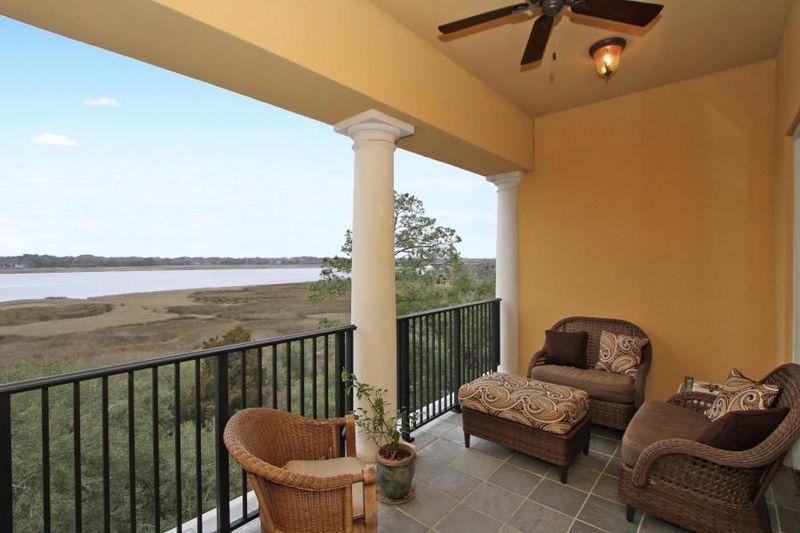 4254 Faber Place Dr #3402, North Charleston, SC 29405