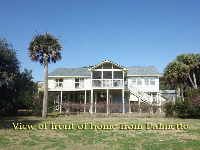 904 Cheehaw St, Edisto Island, SC 29438
