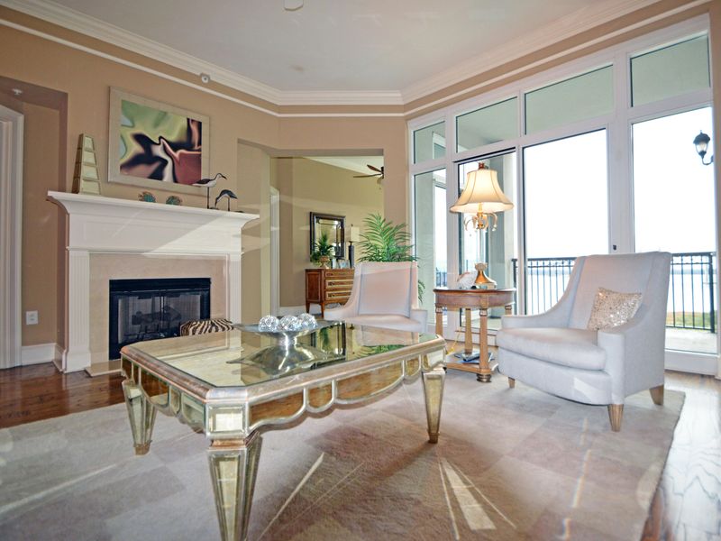 282 S Plaza Ct #Ph 7, Mount Pleasant, SC 29464