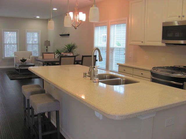 1533 Oldenburg Dr, Mount Pleasant, SC 29429