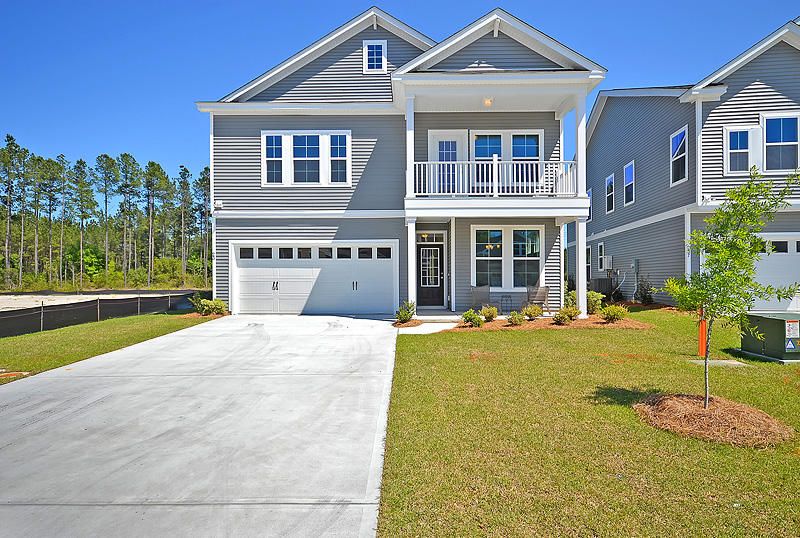 239 Palmetto Walk Dr, Summerville, SC 29483