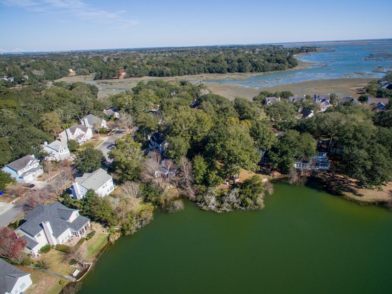 1756 Crystal Lake Dr, Charleston, SC 29412