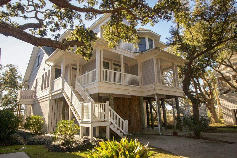1607 Folly Creek Way, Charleston, SC 29412