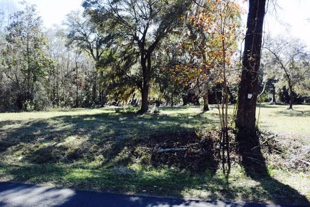 1963 Liberia Rd, Wadmalaw Island, SC 29487