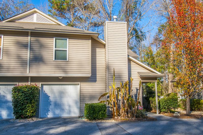 940 E Estates Blvd #V, Charleston, SC 29414