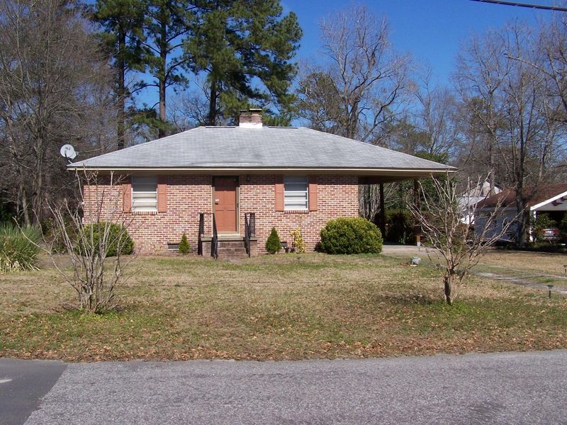 107 E 7th North St, Summerville, SC 29483