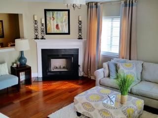 8008 Long Shadow Ln, North Charleston, SC 29406