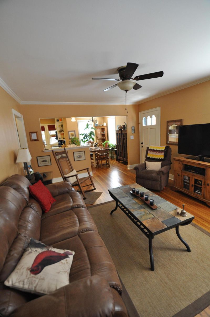 16 Sothel Ave, Charleston, SC 29407