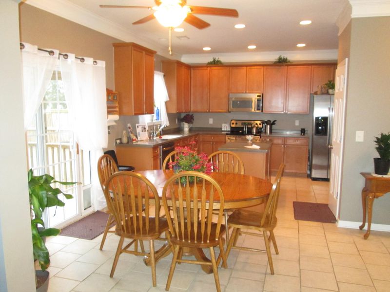 9613 Tothill Dr, Summerville, SC 29485