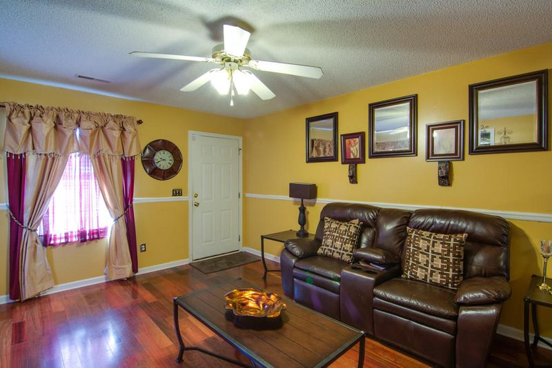 8355 Planters Knoll, North Charleston, SC 29420