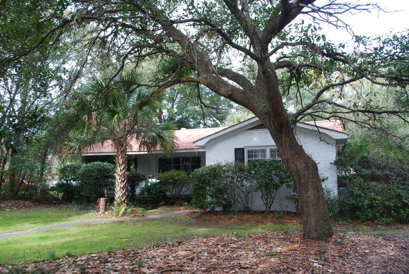 768 Jerdone St, Charleston, SC 29412