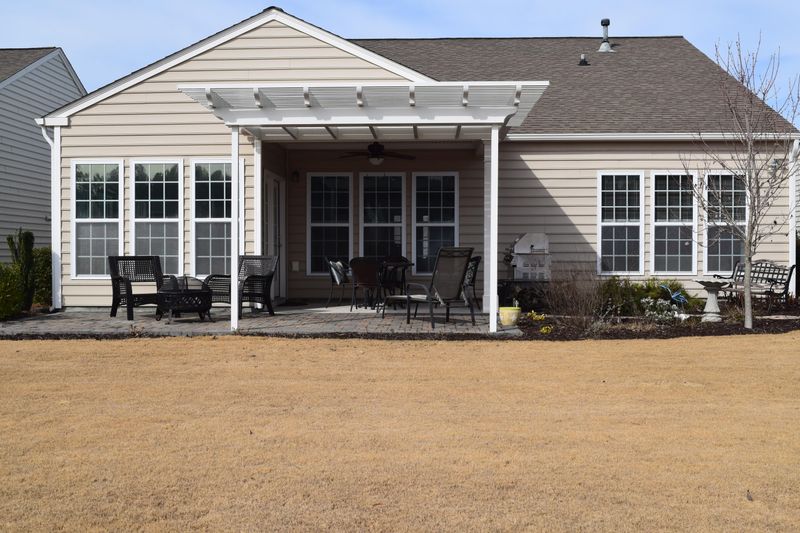 333 Oyster Bay Dr, Summerville, SC 29486