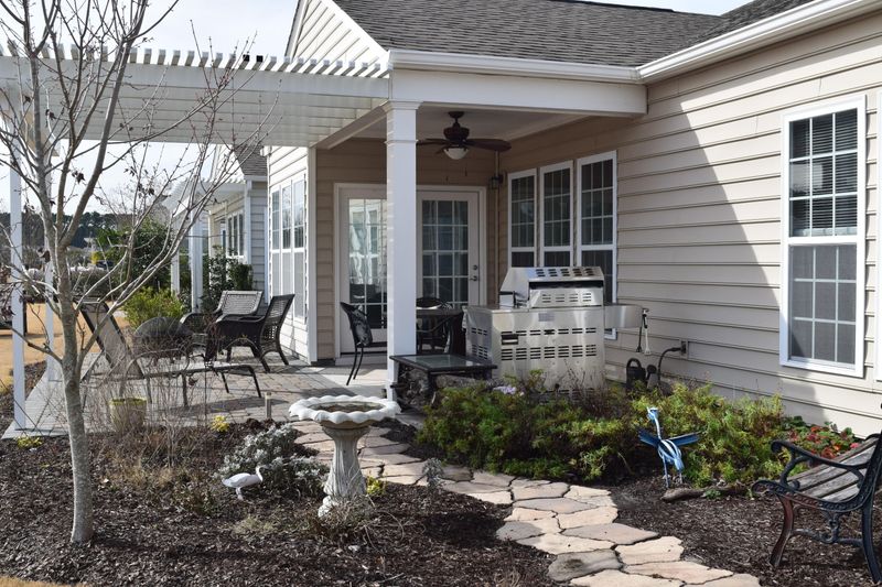333 Oyster Bay Dr, Summerville, SC 29486