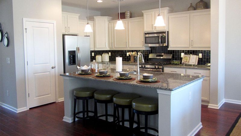 102 Augusta Ct, Summerville, SC 29483