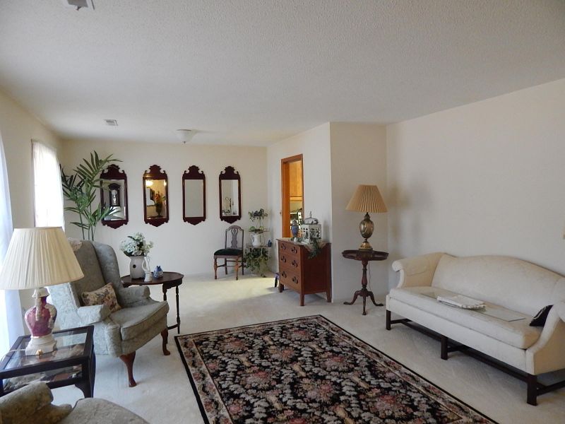 100 Jimbo Rd, Summerville, SC 29485