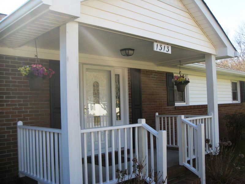 1313 Garrison St, Charleston, SC 29412