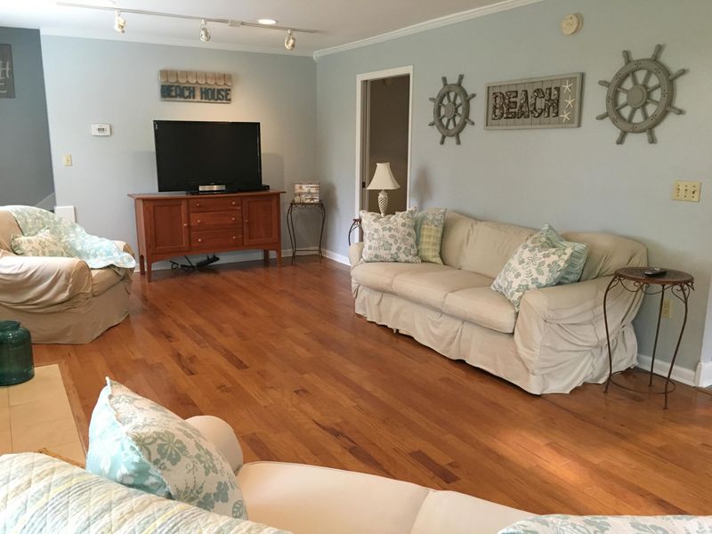 2400 Hartnett Blvd, Isle Of Palms, SC 29451