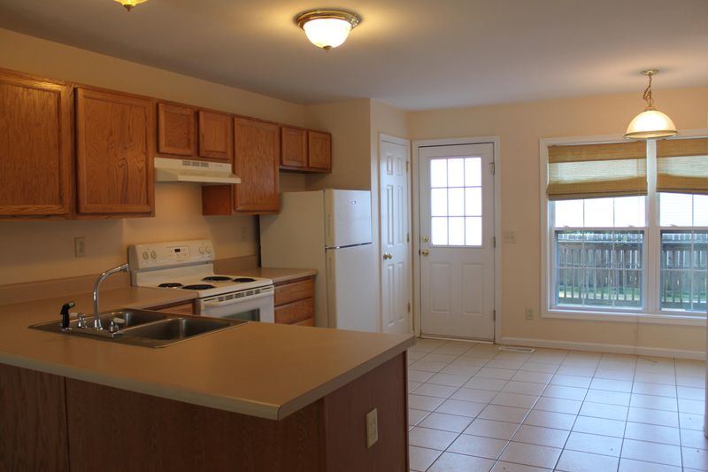 101 Harolee Ln, Summerville, SC 29485