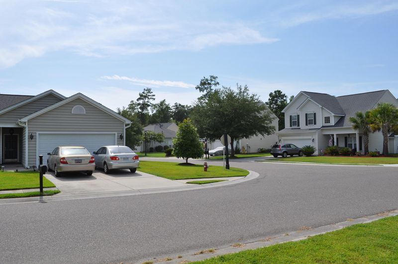 5128 Birdie Ln, Summerville, SC 29485