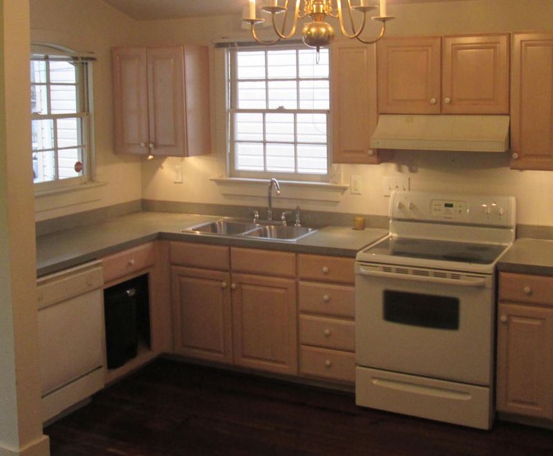 189 Smith St, Charleston, SC 29403