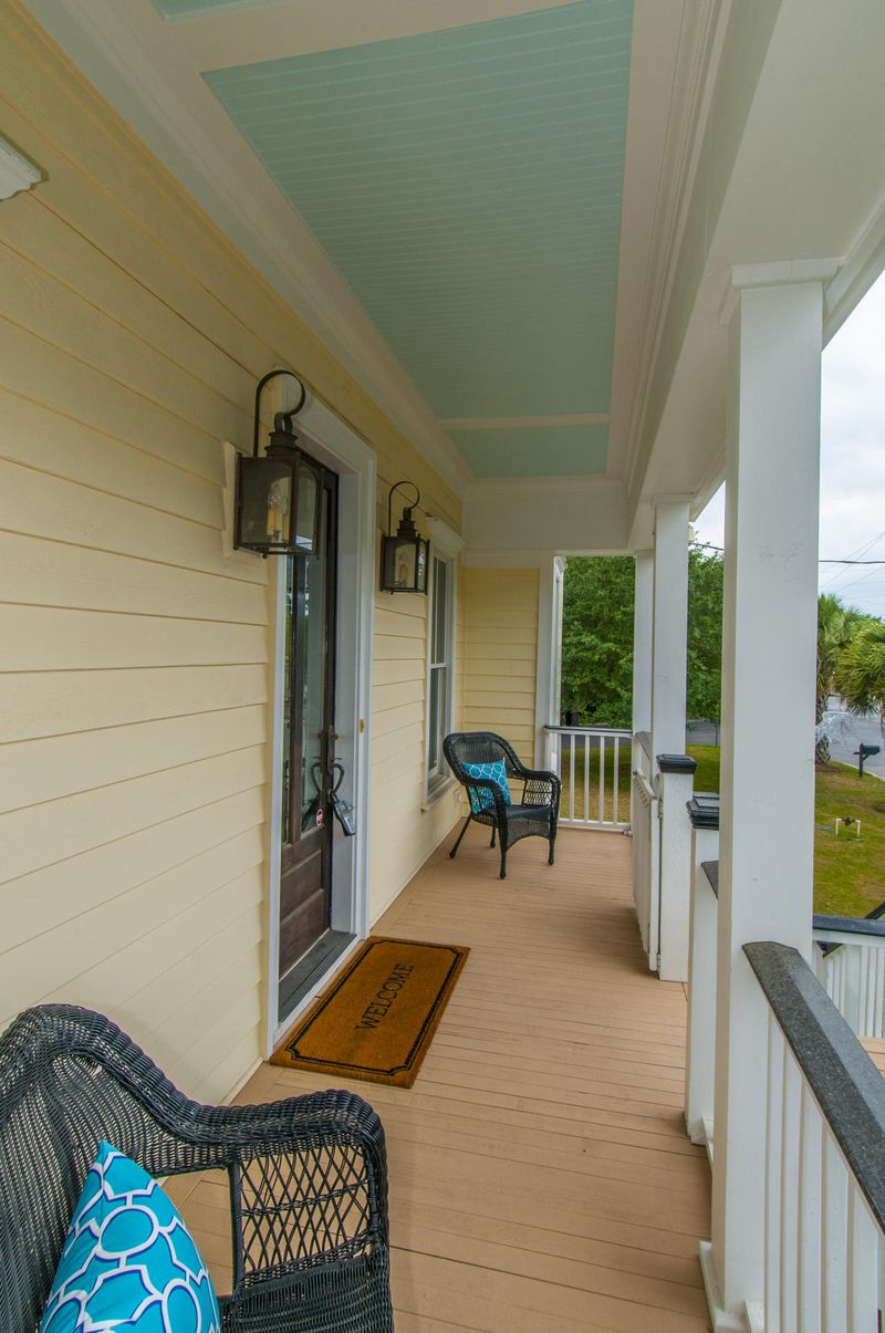 101 Haddrell St, Mount Pleasant, SC 29464