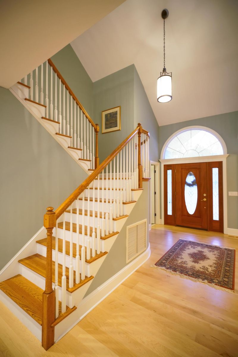 1870 Shell Ring Cir, Mount Pleasant, SC 29466