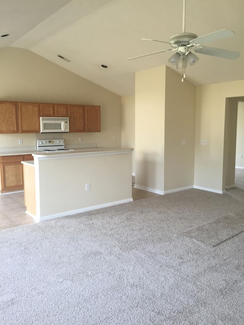 102 Concord St, Goose Creek, SC 29445
