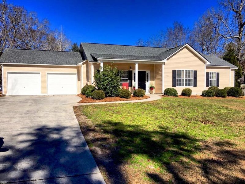 1323 Old Fort Rd, Moncks Corner, SC 29461