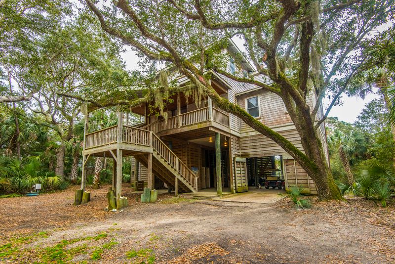 263 Pelican Flight Dr, Dewees Island, SC 29451