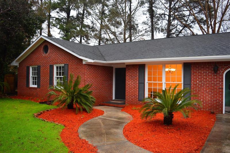 1289 Oldwanus Dr, Mount Pleasant, SC 29464