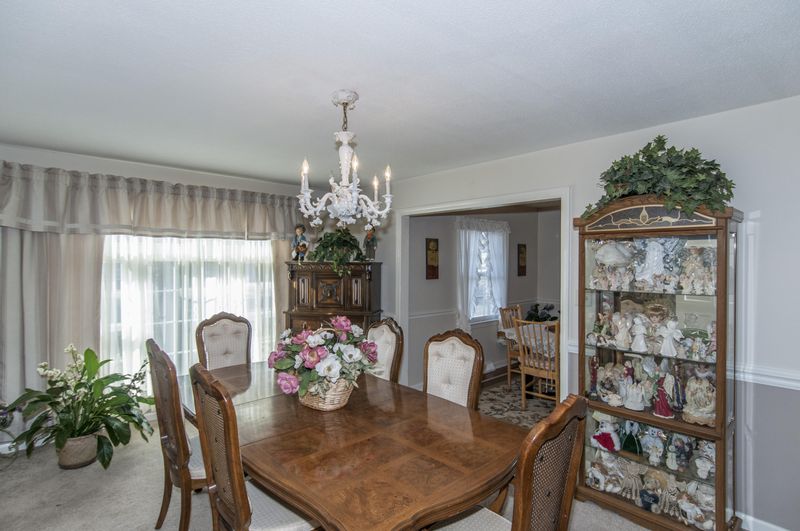 107 Tasker Dr, Summerville, SC 29485