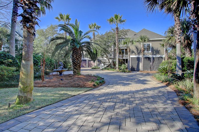 32 Waterway Island Dr, Isle Of Palms, SC 29451