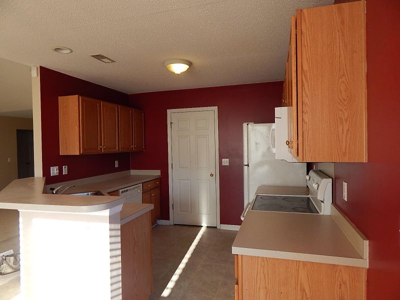 1313 Lantern Dr, Summerville, SC 29483