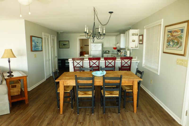 1569 E Ashley Ave, Folly Beach, SC 29439