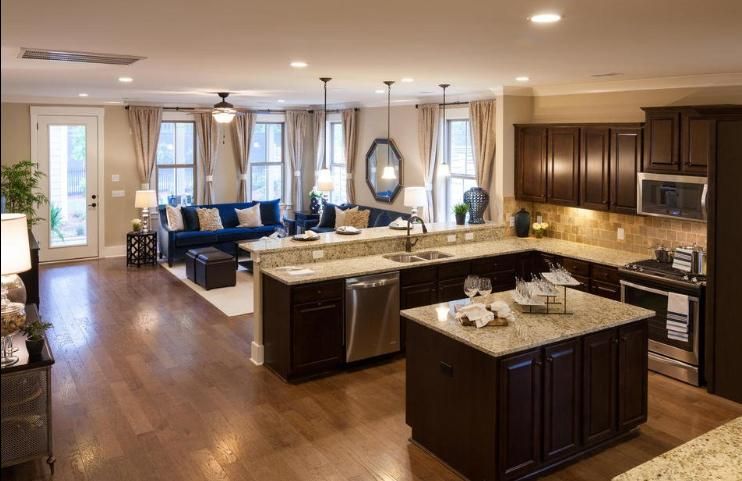 205 Great Lawn Dr, Summerville, SC 29483
