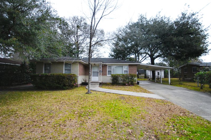 5264 Hartford Cir, North Charleston, SC 29405