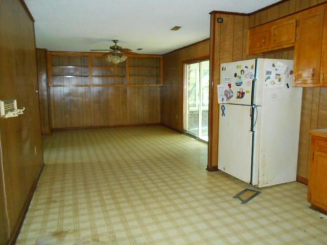 1935 Fish Rd, Ridgeville, SC 29472