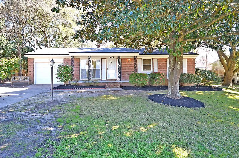 1679 Boone Hall Rd, Charleston, SC 29407