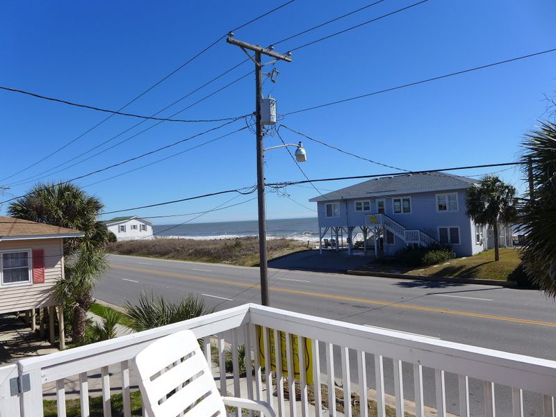 413 Palmetto Blvd, Edisto Beach, SC 29438