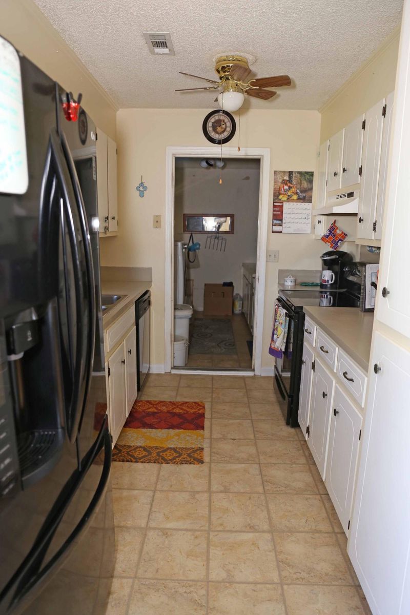 308 Wilson Dr, Summerville, SC 29483