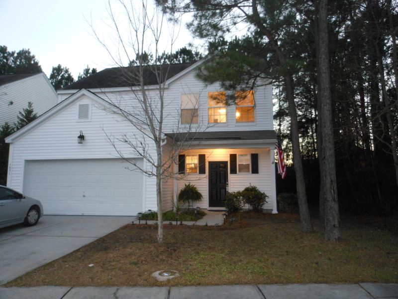 1071 Peninsula Cove Dr, Charleston, SC 29492