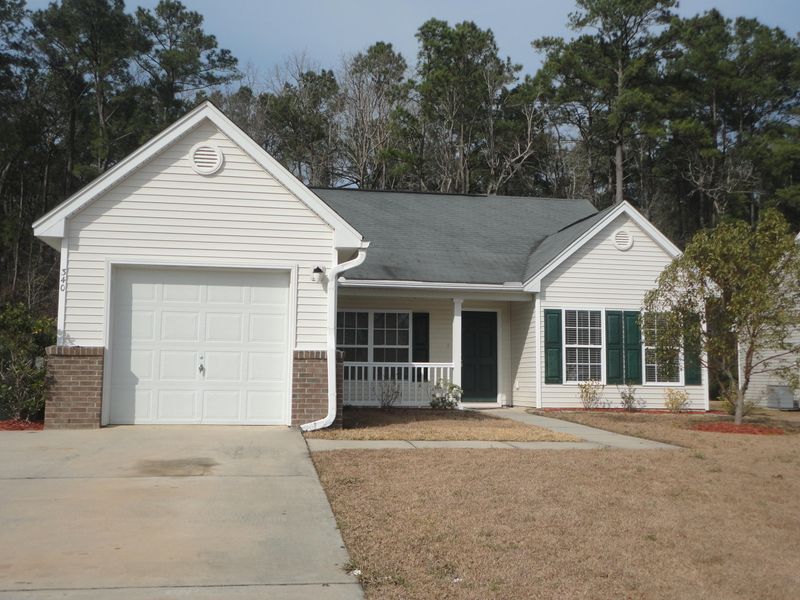 340 Slow Mill Dr, Goose Creek, SC 29445